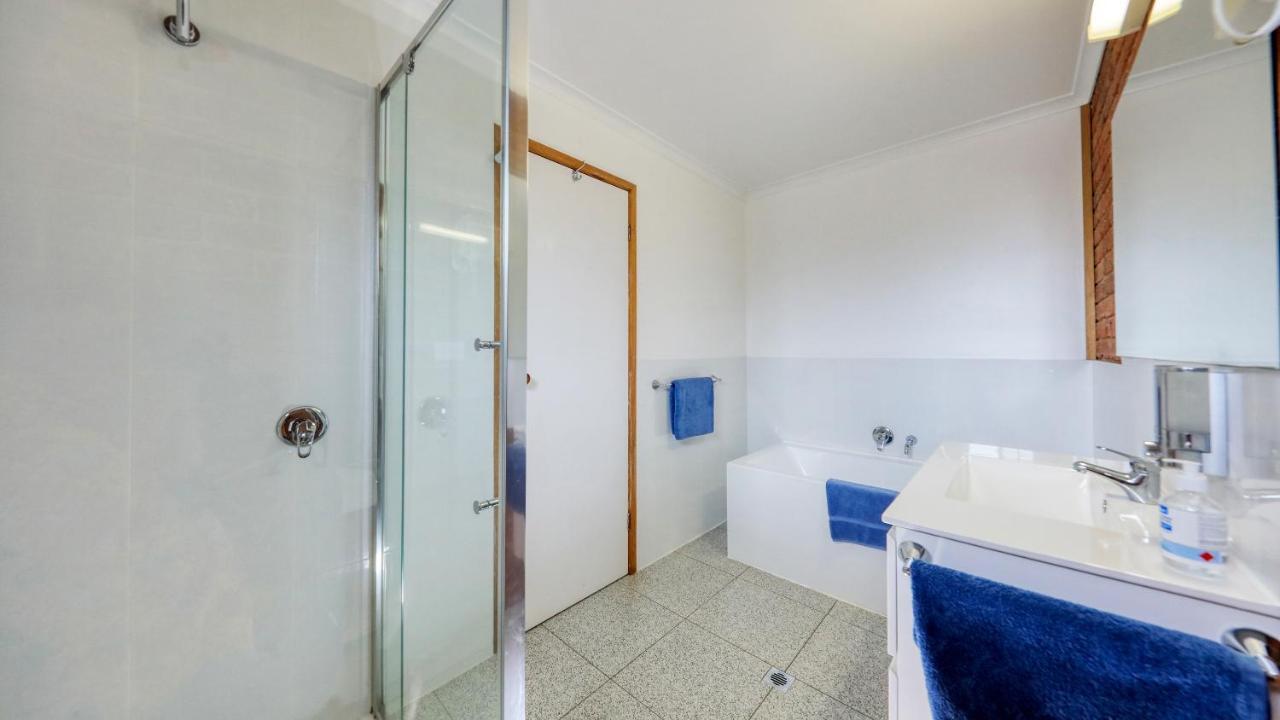 Tooleybuc Club Motor Inn Экстерьер фото